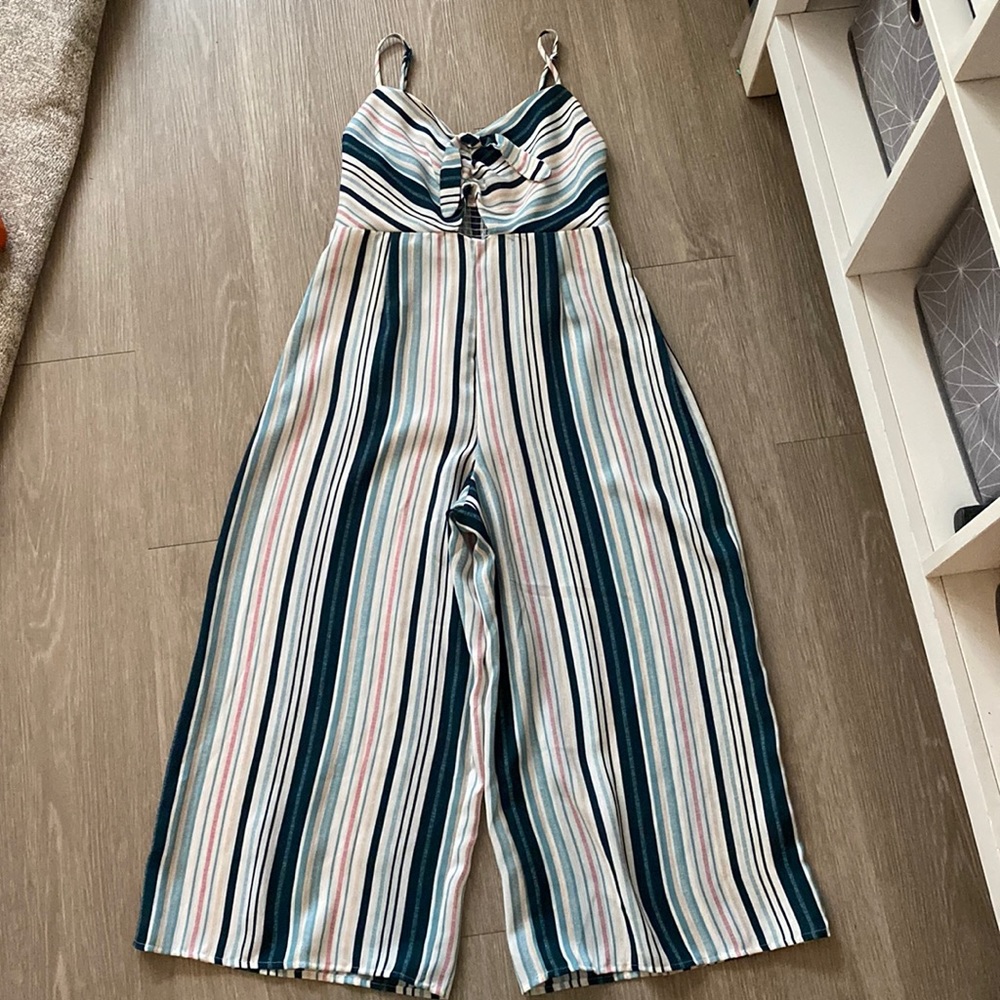 Sleeveless cutout stripped jumpsuit size small